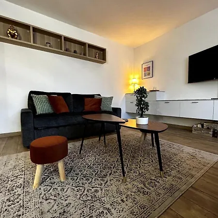 Ferienwohnung Au Coeur De Reims : A Deux Pas De La Cathedrale Exterior foto